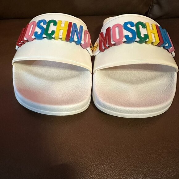 Moschino Multicolor Logo Slides - Picture 2 of 13